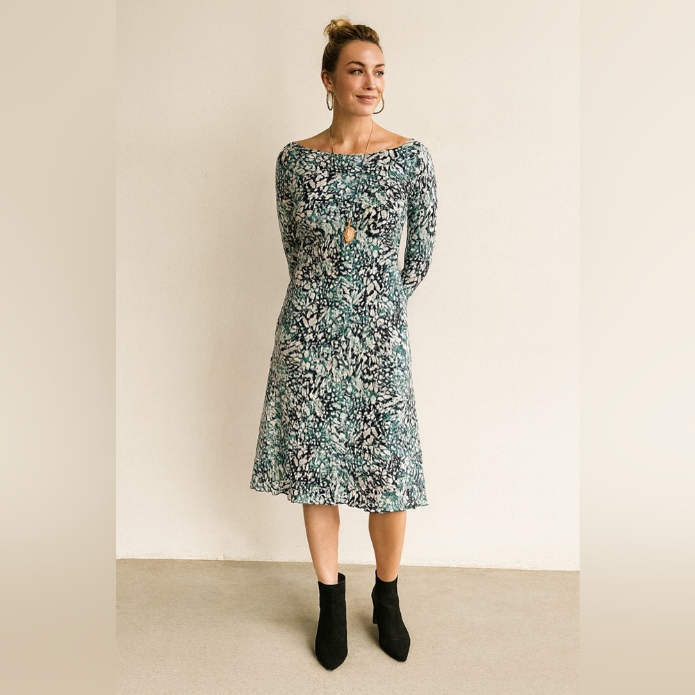 NWOT Allison Brittney Teal and White Patterned Maxi Dress